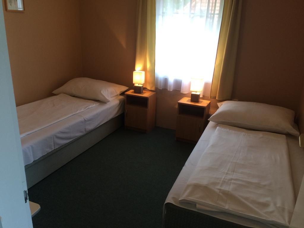 Apartmanhaz Horvath Balatonboglar Luaran gambar