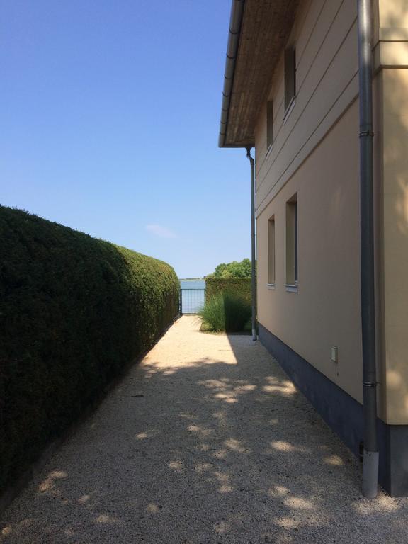 Apartmanhaz Horvath Balatonboglar Luaran gambar